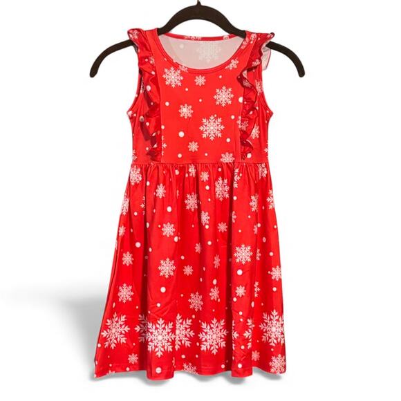 🎄 Girls Holiday Snowflake Dress & Matching Velvet Cape – NWT 🎁 - Picture 2 of 4